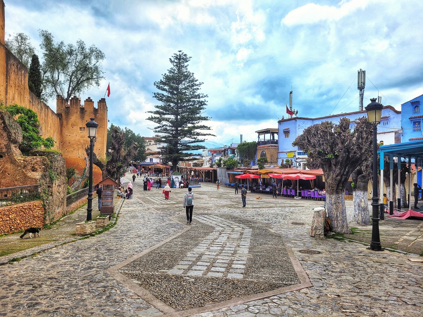 Plaza Uta el Hamman, Chefchaouen — photo 2